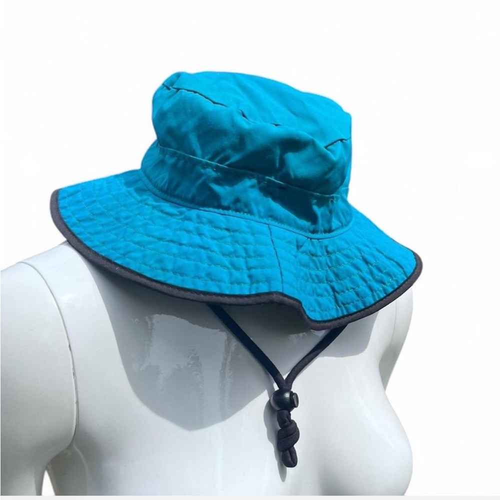 Vintage Bula bucket hat